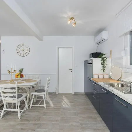 Casa - Buroli, Istria Βίλα Buroli